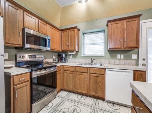 8321 Kings Ridge Rd, Frisco TX 75035-7375 exterior