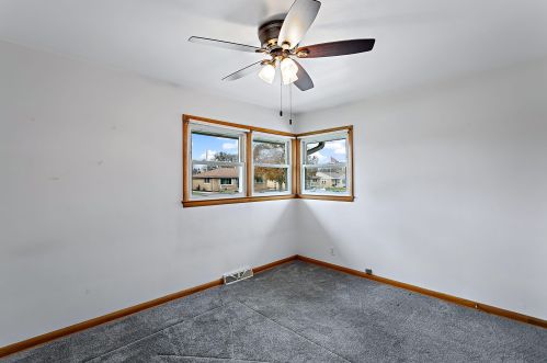 4460 65th St, Milwaukee WI  53220-3420 exterior