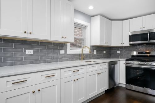 8951 Union Ave, Chicago IL  60620-2233 exterior