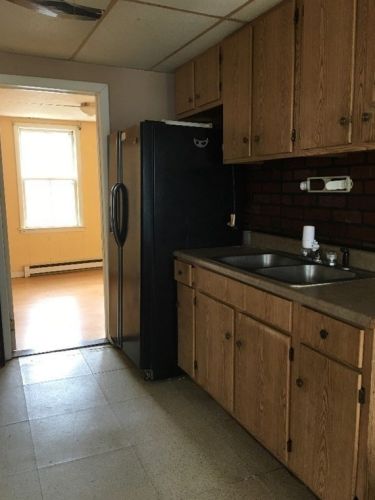 27 Pulaski St, Ware MA 01082-1474 exterior