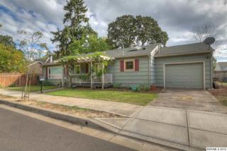 1090 Leffelle St, Salem, OR 97302-2969