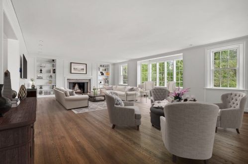 4 Channing Rd, Brookline MA  02445-5735 exterior