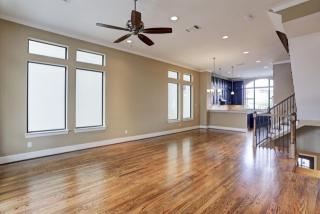 1407 Elgin St, Houston TX  77004-2832 exterior