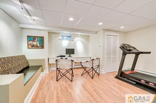 419 Middlesex Ave, Metuchen NJ 08840-1419 exterior