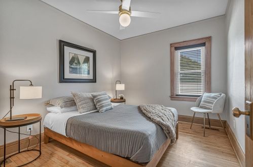 1411 Potter Ave, Milwaukee WI 53207-2115 exterior