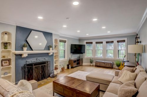 4112 Downer Ave, Milwaukee WI  53211-1713 exterior