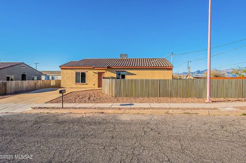 260 24th St, Tucson AZ  85713-1642 exterior