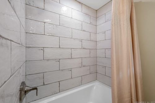 112 East St, New Britain CT  06051-3645 exterior