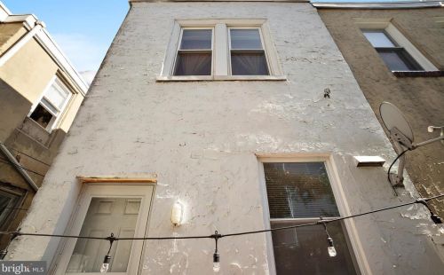 1536 18 St, Philadelphia PA 19145-1402 exterior