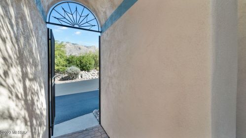 4630 Red Mesa Dr, Tucson AZ  85718-3565 exterior