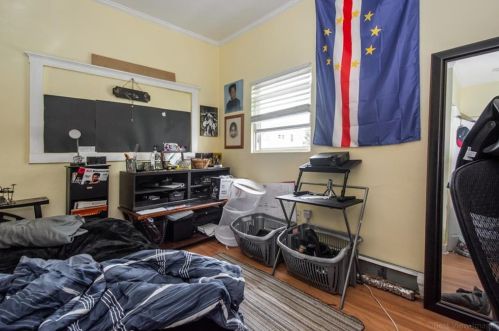 460 Chalkstone Ave, Providence RI 02909-4918 exterior