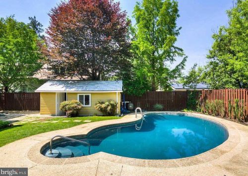 9409 Garwood St, Silver Spring MD 20901-2940 exterior