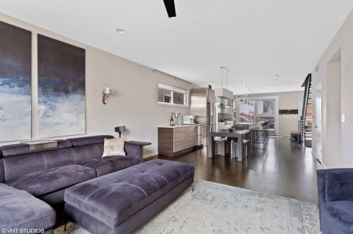 1939 Monticello Ave, Chicago IL 60647-2312 exterior