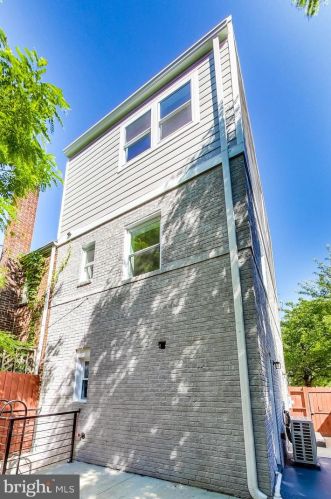 3117 Minnesota Ave, Washington DC  20019-1132 exterior