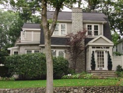 41 Cotter Rd, Newton, MA 02468-1035