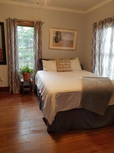 605 Washington St, Waterford MN 55057-2562 exterior