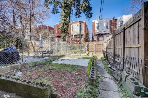 5111 Catharine St, Philadelphia PA 19143-2615 exterior