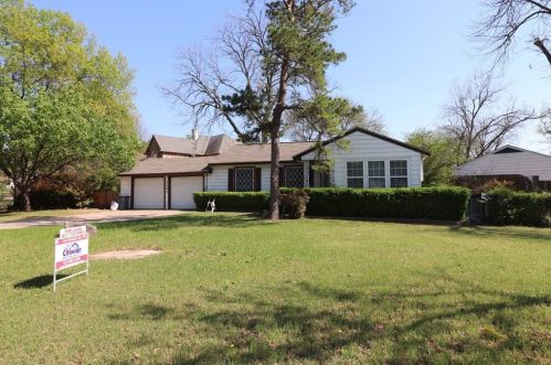 2602 Dixiana Dr, Dallas TX  75234-6204 exterior