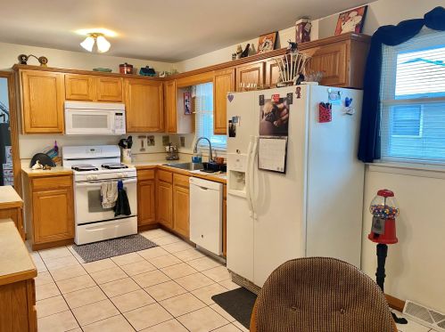 653 Madison St, Joliet IL 60435-6580 exterior