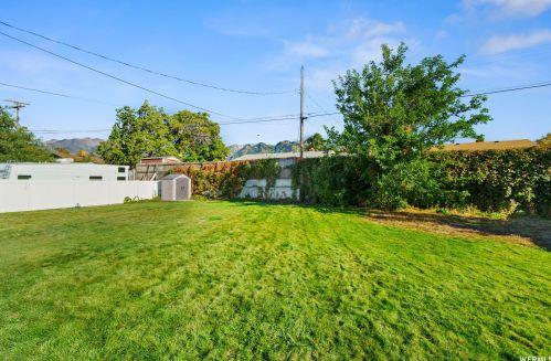 9929 Antimony Ln, Sandy UT 84094-3919 exterior