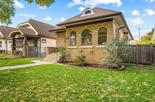 3245 45th St, Milwaukee WI  53219-4816 exterior