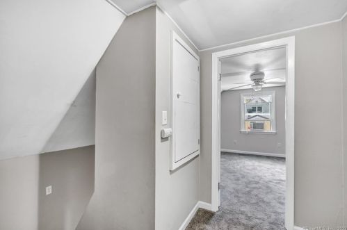 37 Cindy Cir, Milford CT 06460-6644 exterior