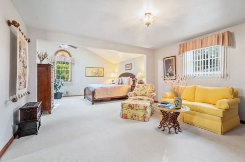 681 Carnival Dr, Pittsburgh PA 15239-2628 exterior