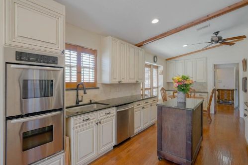 6715 Clearhaven Dr, Dallas TX 75248-4151 exterior