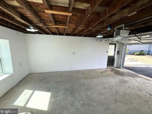 3101 Memorial St, Alexandria VA 22306-1542 exterior