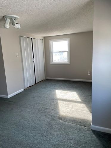 52 Pheland St, Springfield MA 01109-1318 exterior