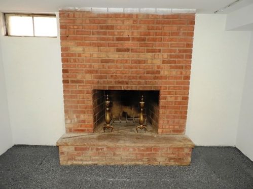 2713 Dana Ave, Waukegan IL 60087-3534 exterior