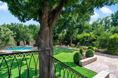 5300 Deloache Ave, Dallas TX  75220-2216 exterior