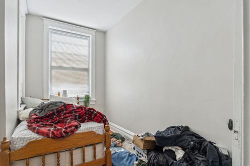 4975 Arsenal St, Saint Louis MO 63139-1401 exterior