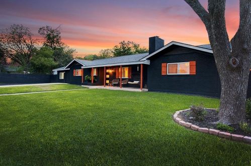 1407 19th St, Georgetown, TX 78626-7245