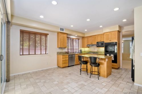 11451 Bracken Fern Cv, San Diego CA 92131-3753 exterior