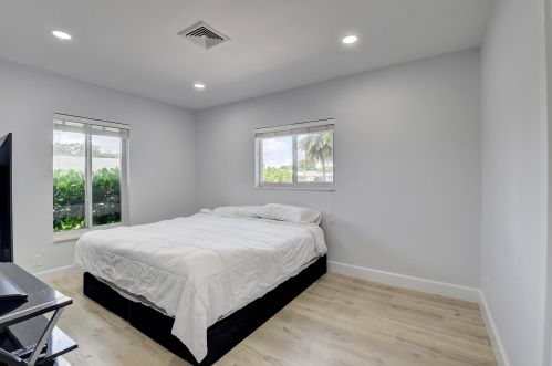 1271 13 Dr, Boca Raton FL 33486-5367 exterior