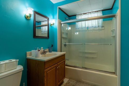 402 Cumberland Hill Rd, Woonsocket RI 02895-4820 exterior