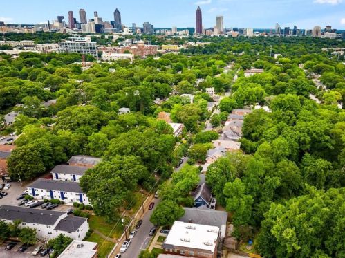 946 Greenwood Ave, Atlanta GA 30306-4701 exterior