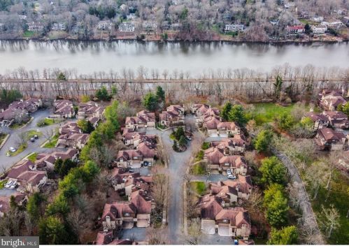 204 Sayre Dr, Princeton NJ 08540-5826 exterior