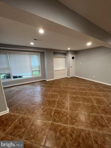 1807 Youngblood St, Mc Lean VA  22101-5244 exterior