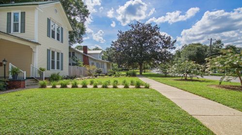 98 Live Oak Ave, Defuniak Springs FL  32435-2383 exterior