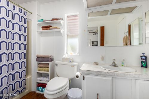 5387 Flying W St, Tucson AZ 85713-4434 exterior