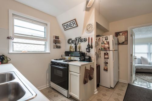 3505 Kilpatrick Ave, Chicago IL 60712-1604 exterior