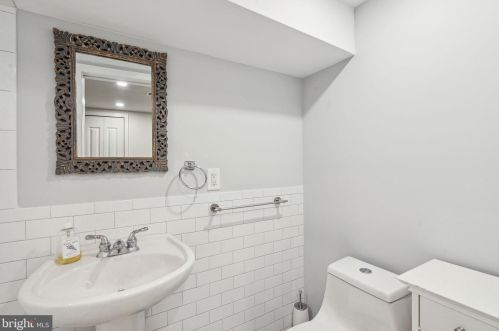 3416 Bowman St, Philadelphia PA 19129-1511 exterior