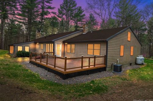 1668 North Rd, Killingly, CT 06241-1307