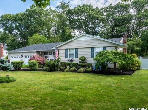 30 Osage Dr, Huntington Station NY exterior