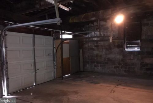 1304 Main St, Darby PA 19023-2619 exterior