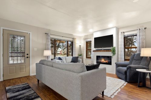 730 53rd St, Milwaukee WI  53208-3019 exterior