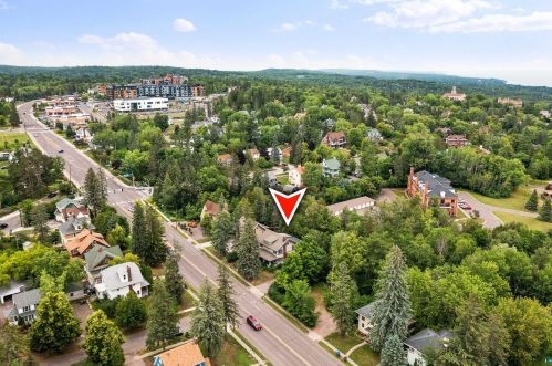 702 Woodland Ave, Duluth MN 55812-1425 exterior