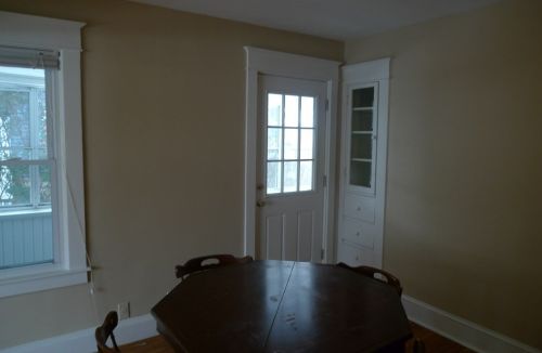 202 Dunmoreland St, Springfield MA 01109-3219 exterior